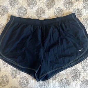 Nike Tempo Short